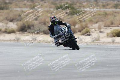 media/Oct-02-2025-Racers Edge (Thu) [[2c91cb6ab3]]/3-B Group/Session 3-Turn 16 (12pm)/